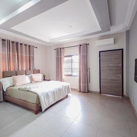 אקרה Queens View Apartment מראה חיצוני תמונה