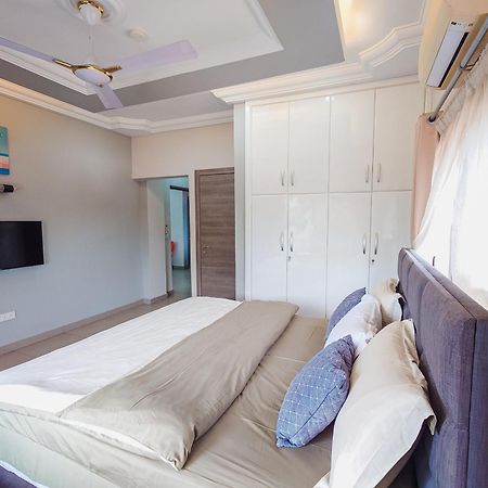 אקרה Queens View Apartment מראה חיצוני תמונה