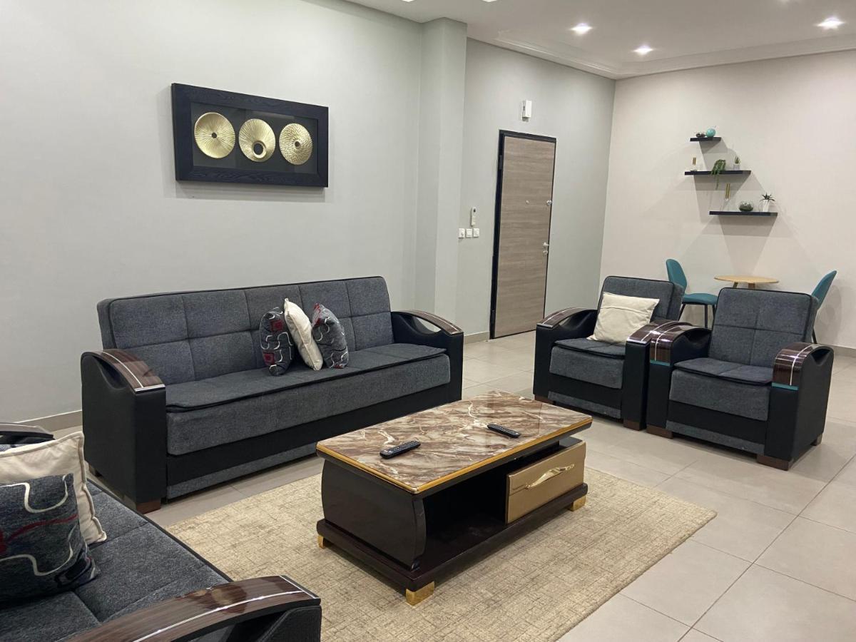 אקרה Queens View Apartment מראה חיצוני תמונה
