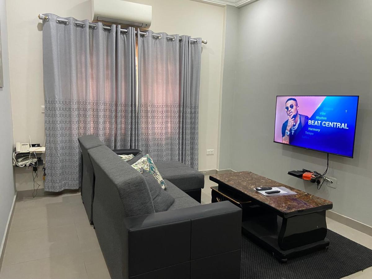 אקרה Queens View Apartment מראה חיצוני תמונה