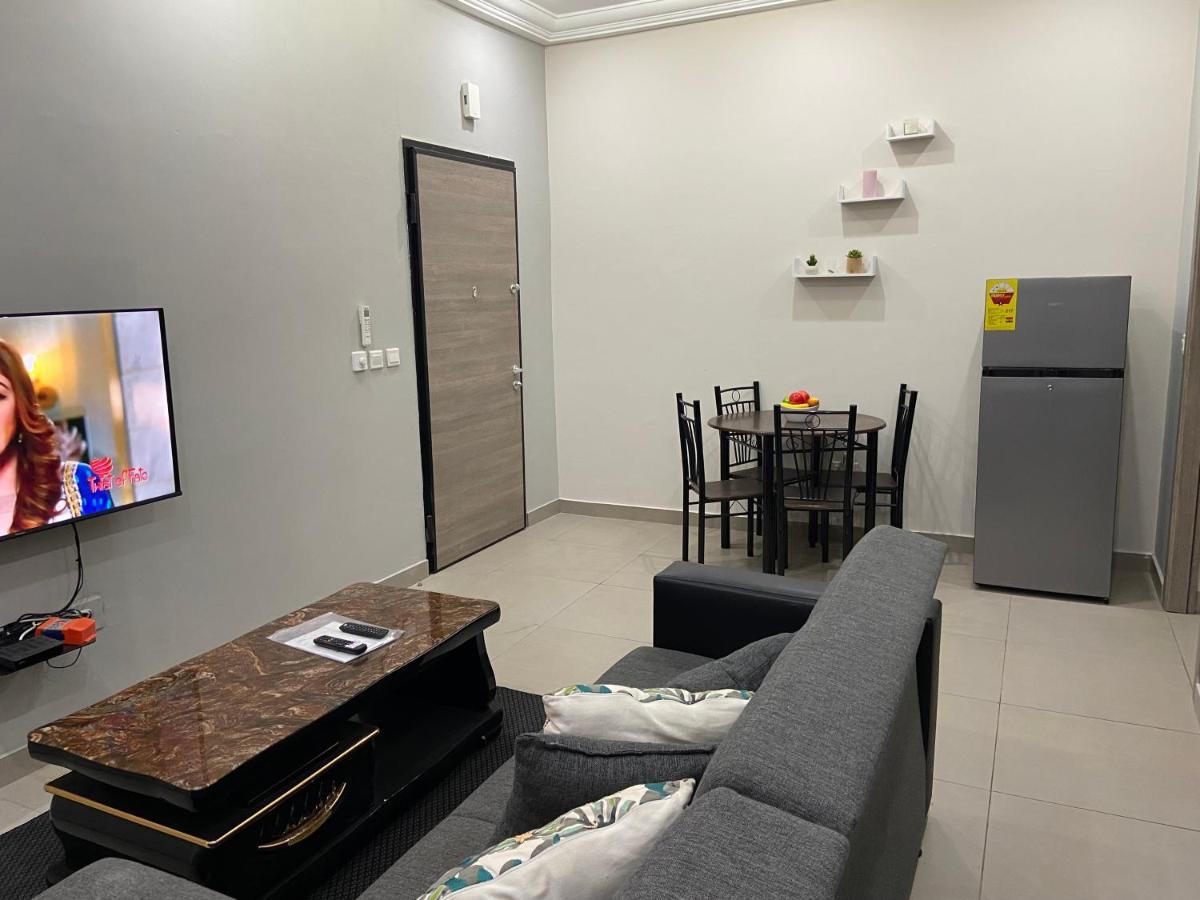 אקרה Queens View Apartment מראה חיצוני תמונה