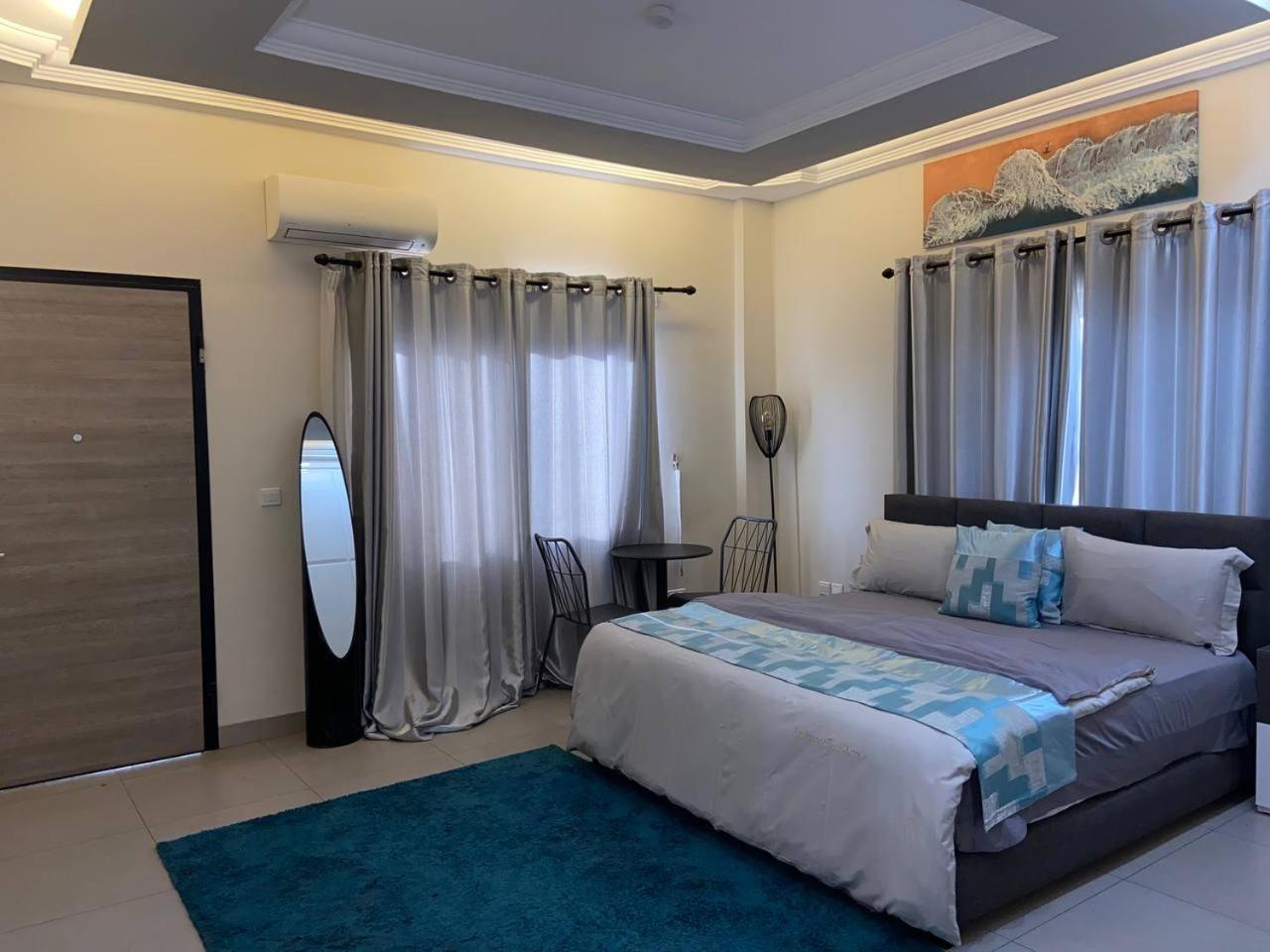 אקרה Queens View Apartment מראה חיצוני תמונה