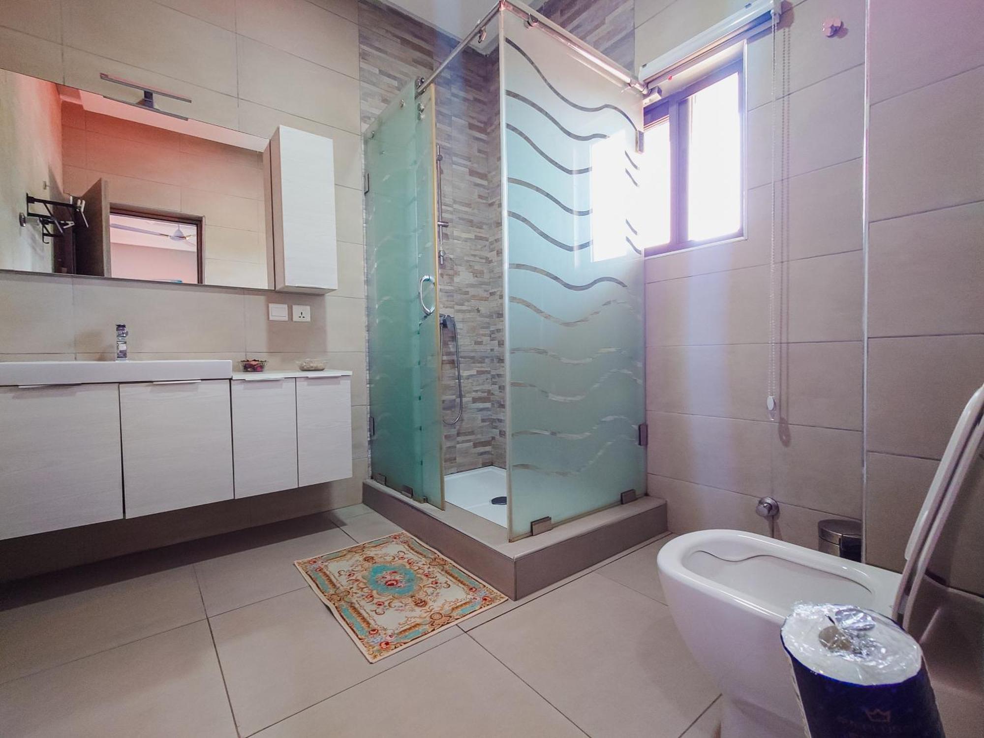 אקרה Queens View Apartment מראה חיצוני תמונה