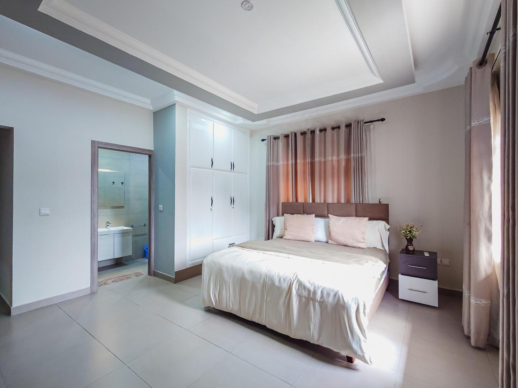 אקרה Queens View Apartment מראה חיצוני תמונה
