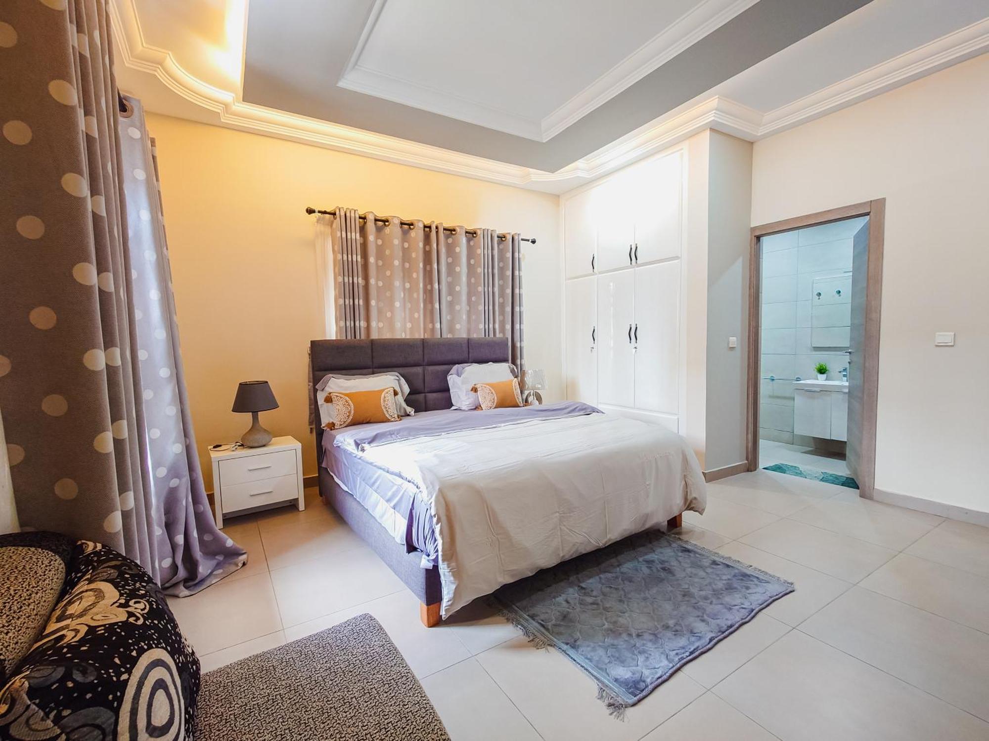 אקרה Queens View Apartment מראה חיצוני תמונה