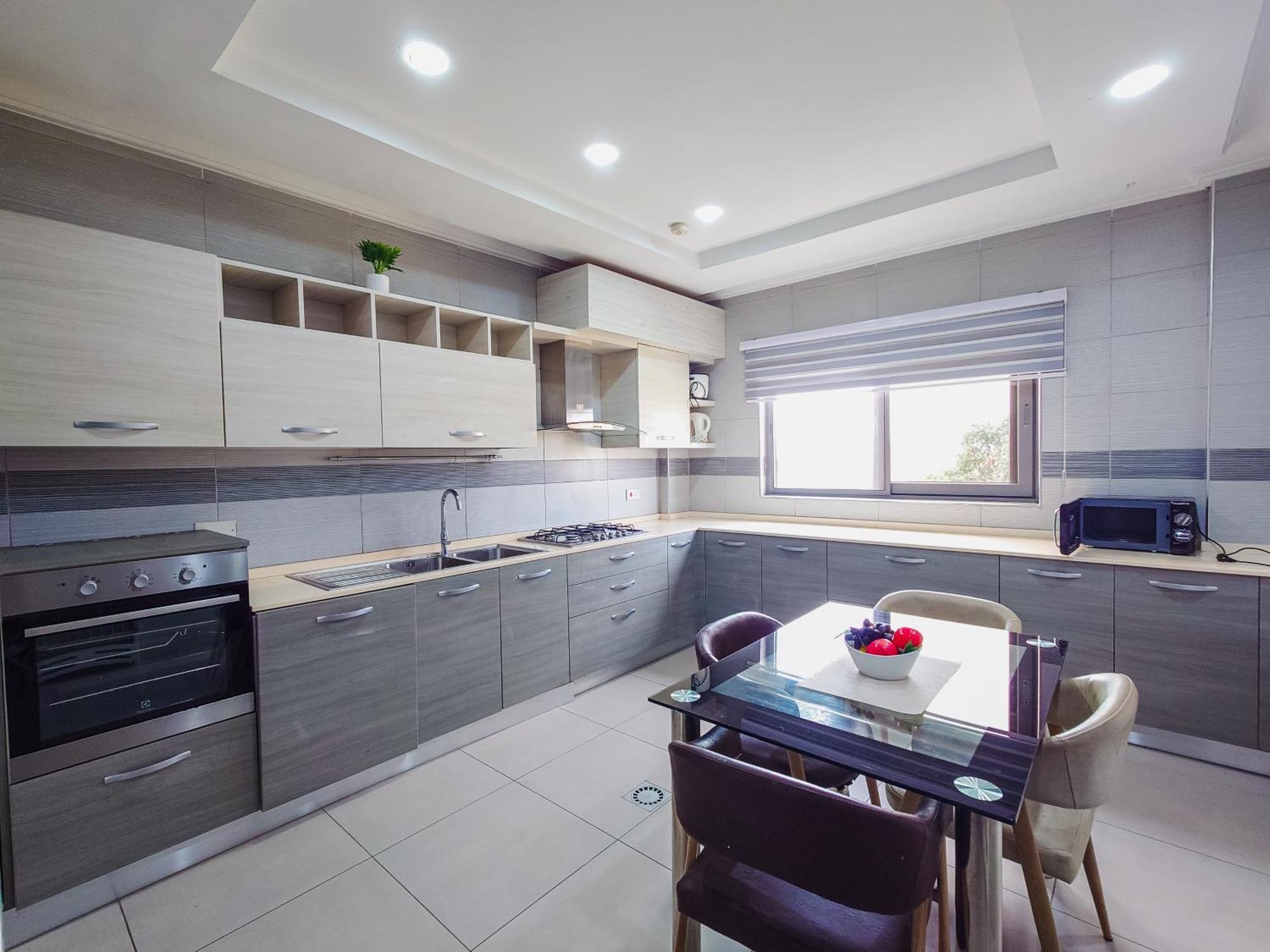 אקרה Queens View Apartment מראה חיצוני תמונה